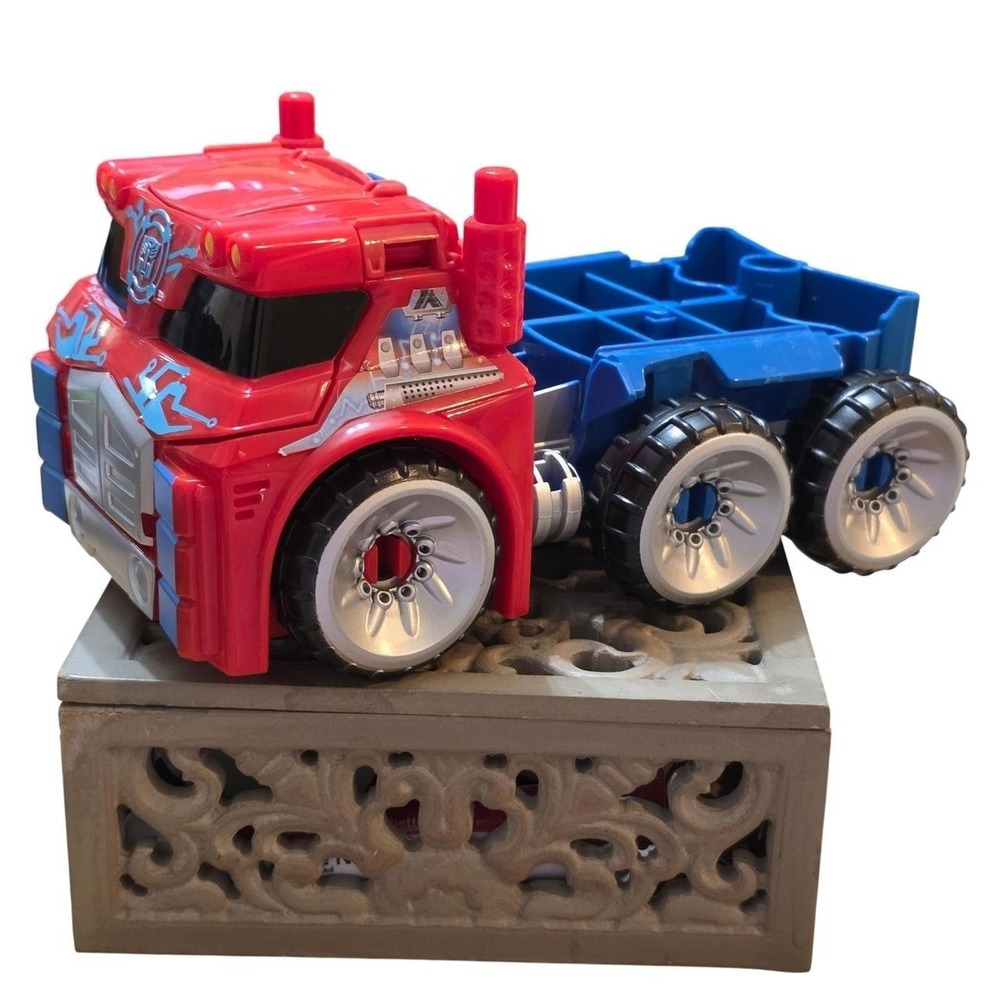 Hasbro Transformers Rescue Bots Optimus Prime 2-in-1 Converting Action Figure